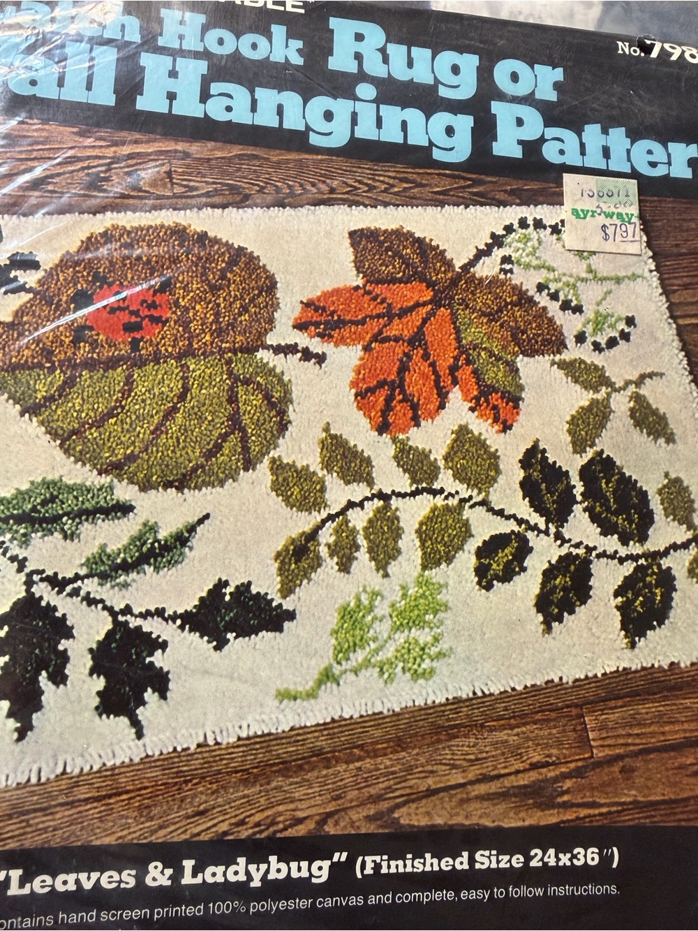 "Sultana vintage Leaves & Ladybug" Latch Hook Rug or Wall Hanging - Picture 4 of 8